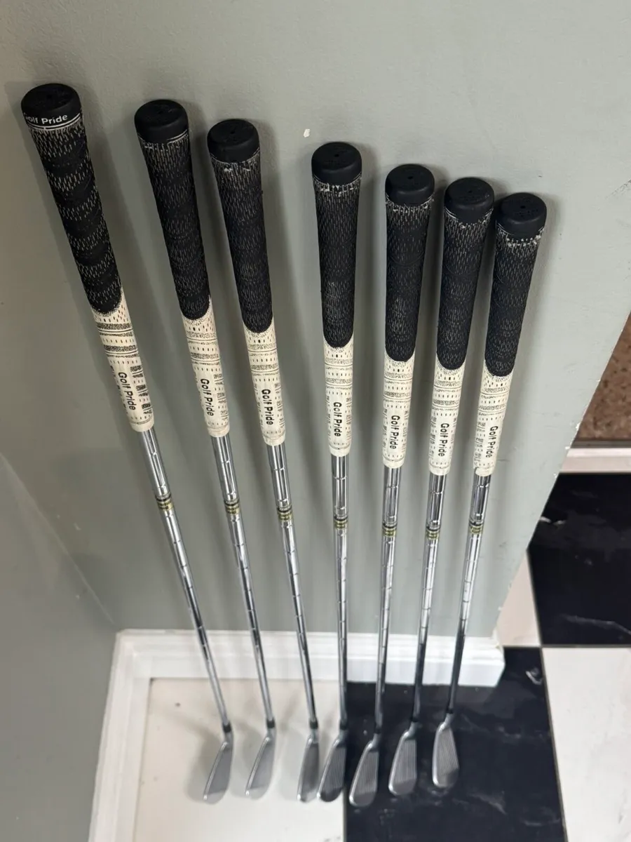 Mizuno pro 221 s300 4-p - Image 4