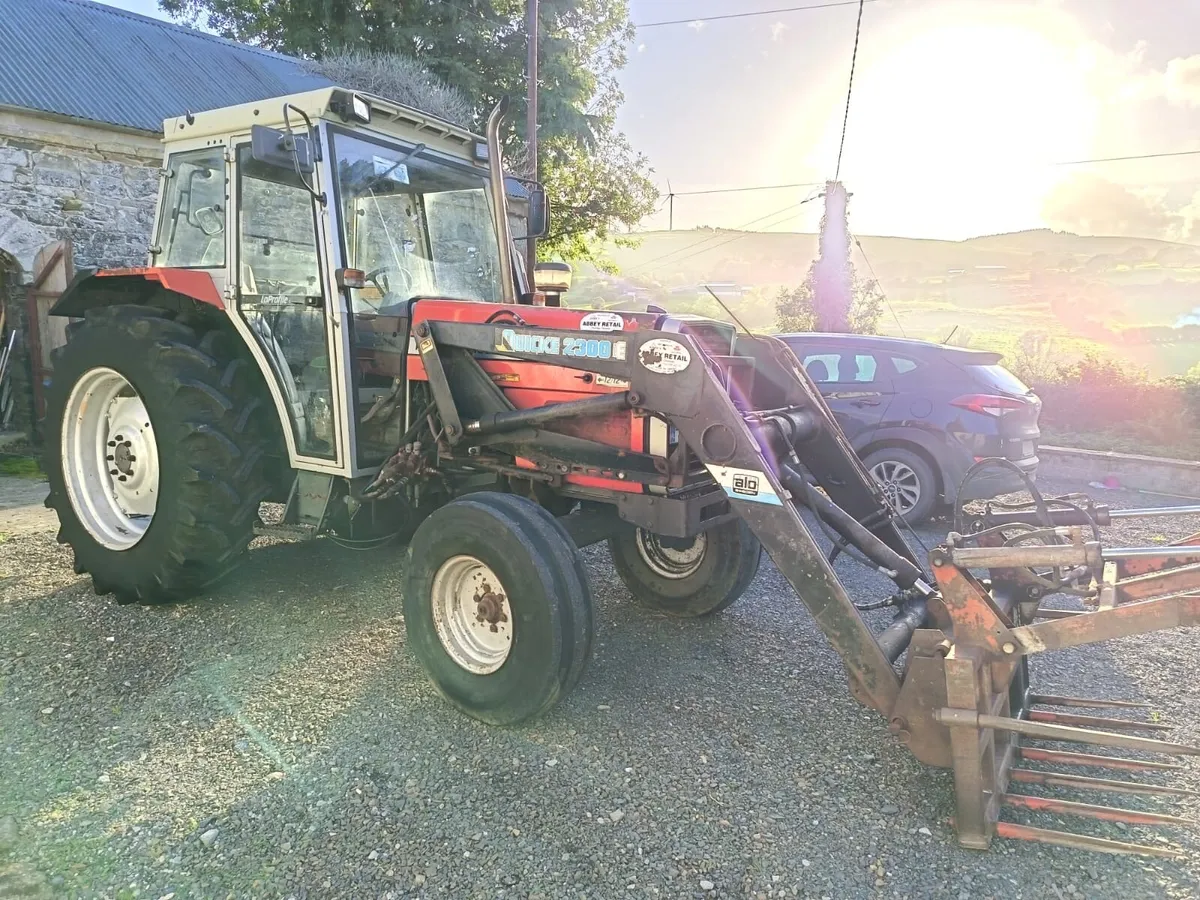 Massey Ferguson - Image 1