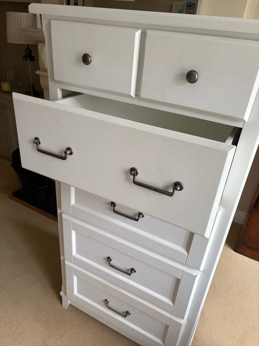 Laura Ashley Chest of Drawers - Image 3