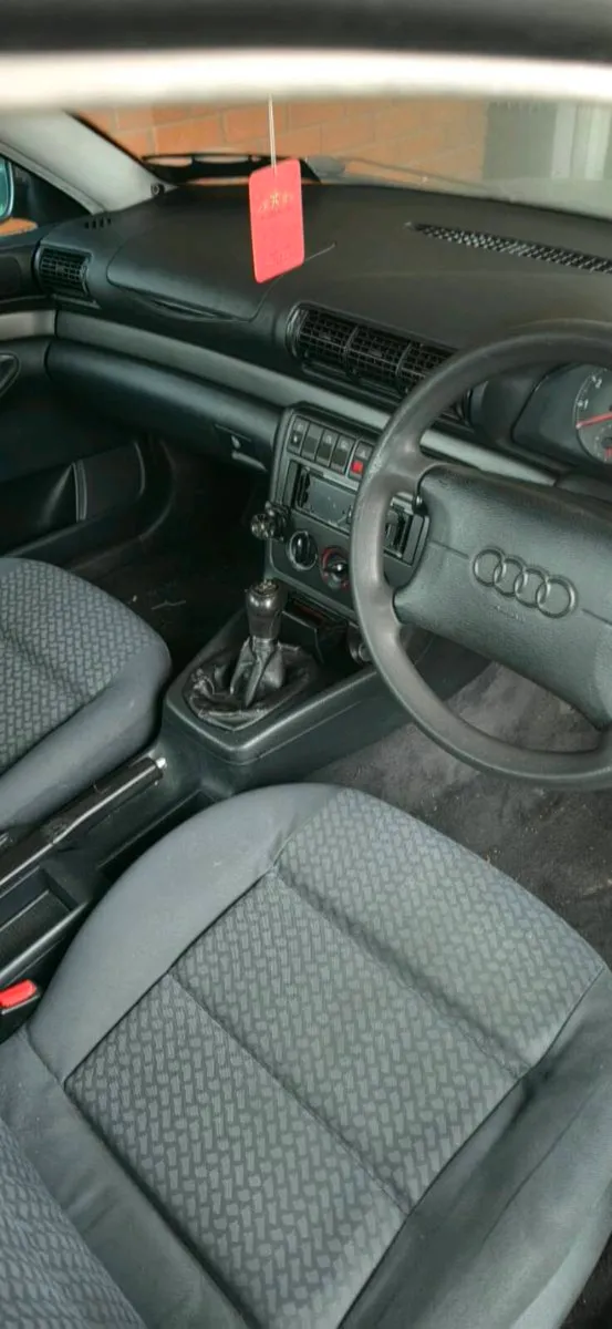 Audi A4 vintage - Image 2