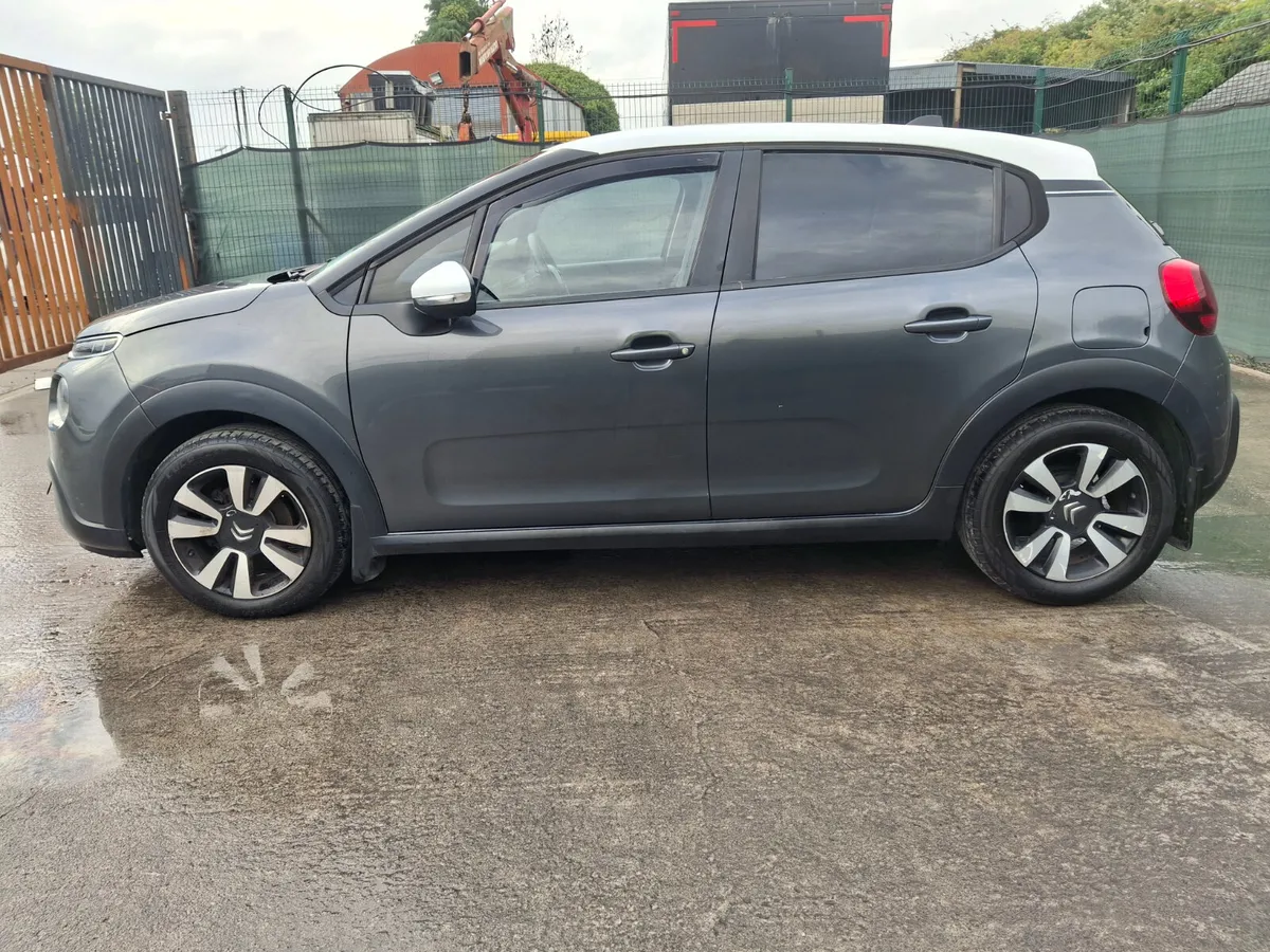 2017 Citroen C3  1.2 Petrol Light Damage - Image 2