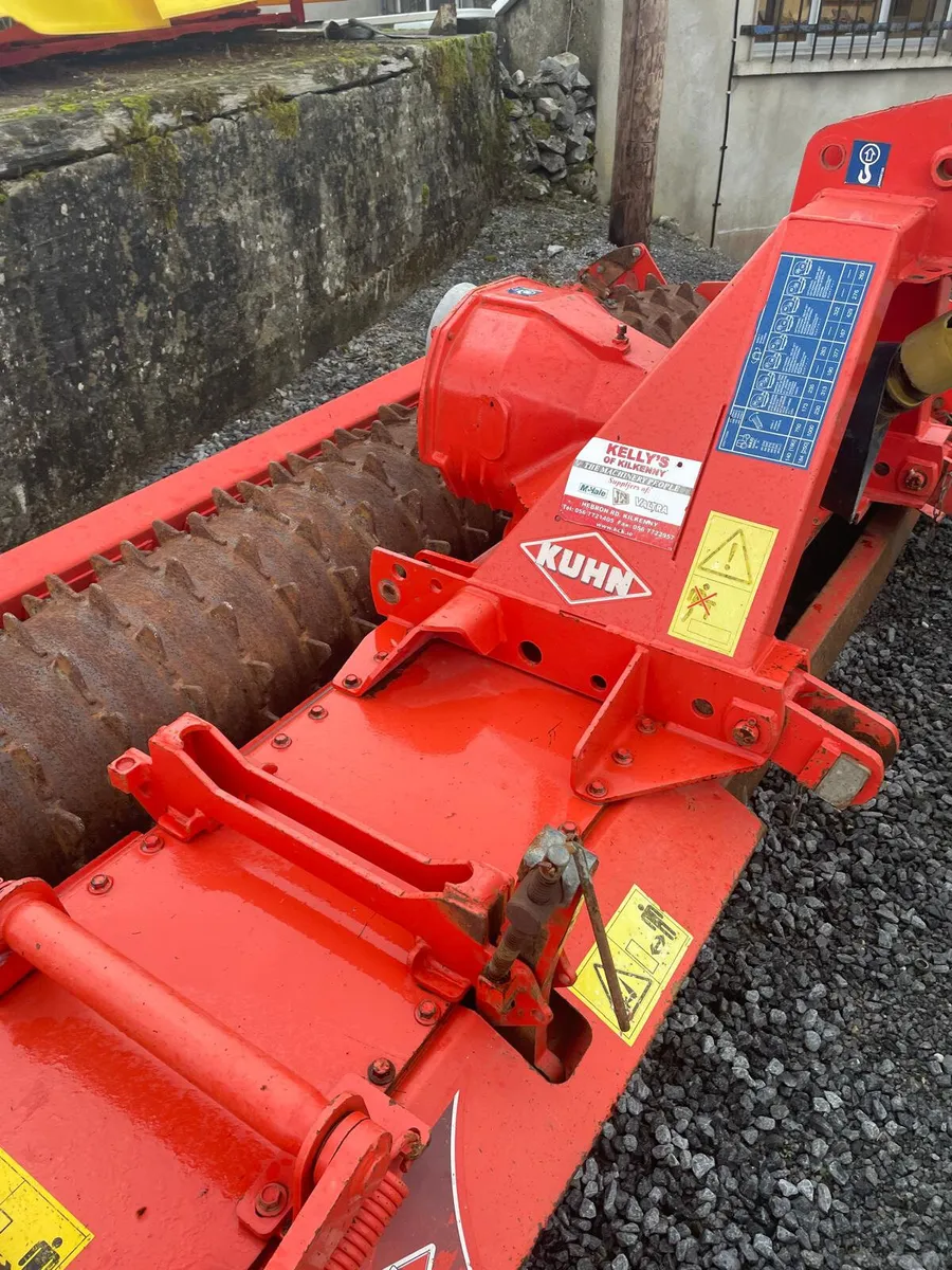 KUHN 10 FOOT POWER HARROW - Image 1
