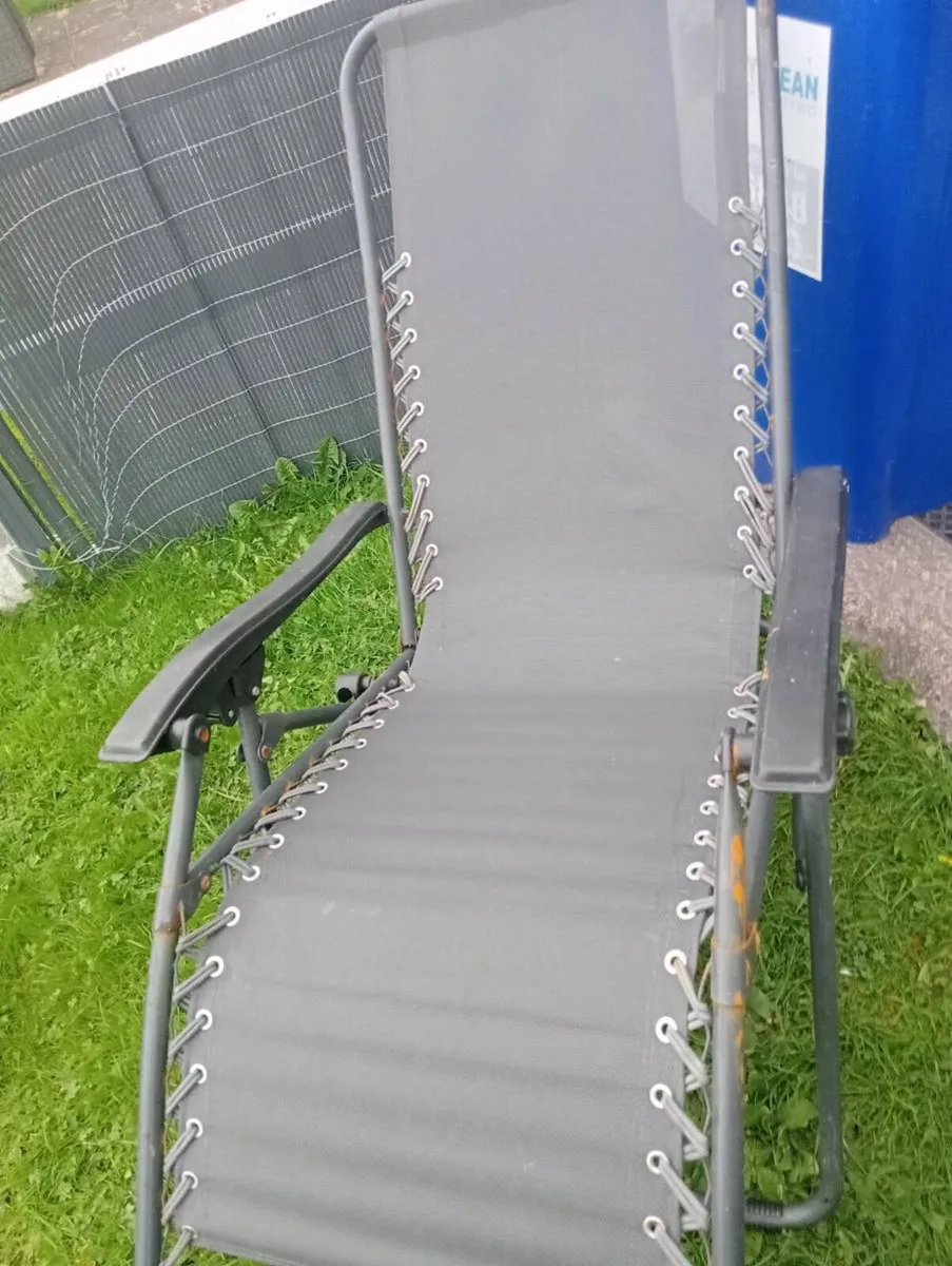 Sun chairs - Image 4