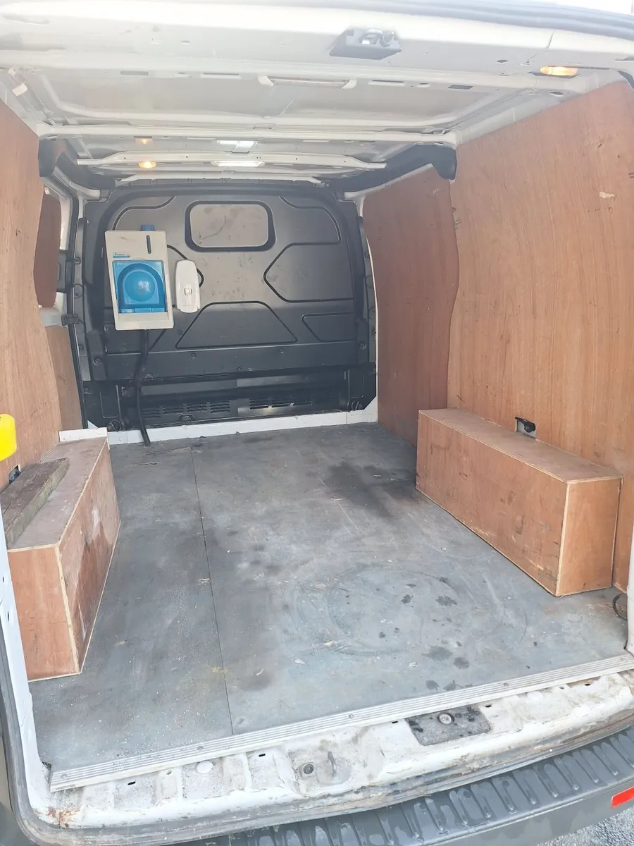 Ford Transit Custom 2017 - Image 3
