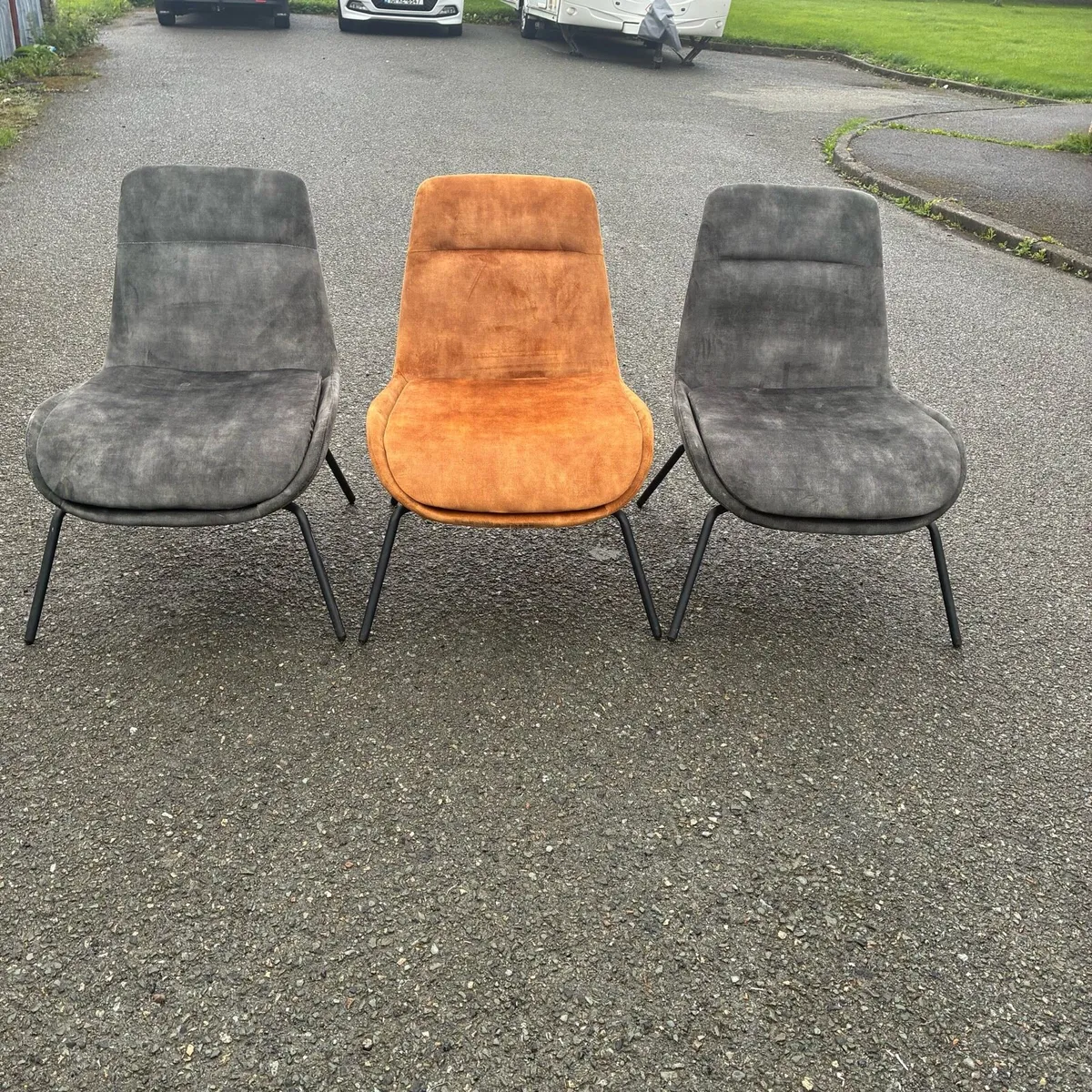 3 Fab! Accent Velvet chairs €70 each - Image 1