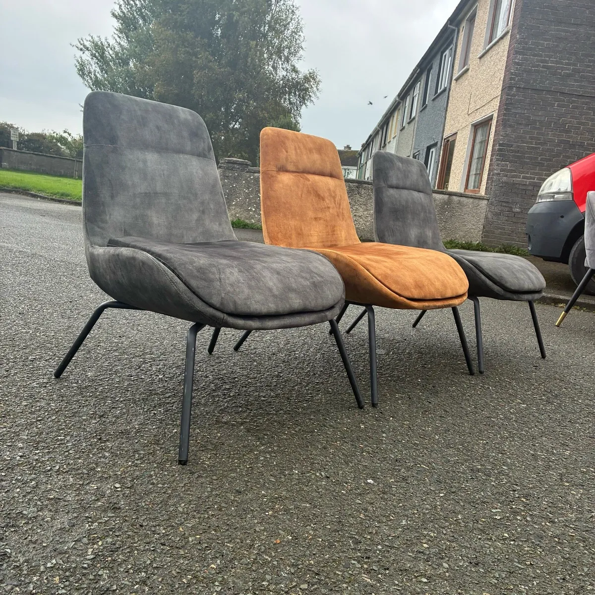 3 Fab! Accent Velvet chairs €70 each - Image 2