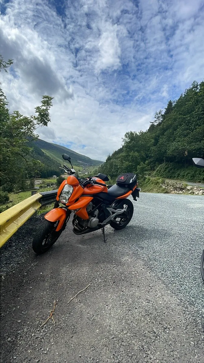 Kawasaki ER6N - Image 2