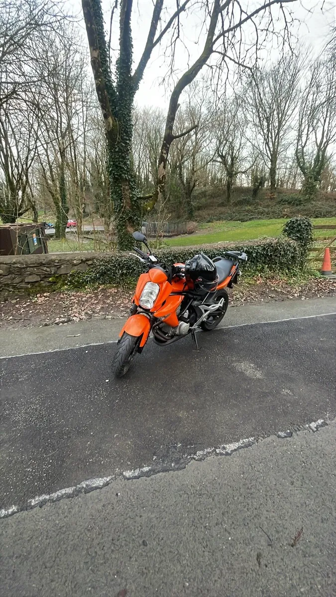 Kawasaki ER6N - Image 3