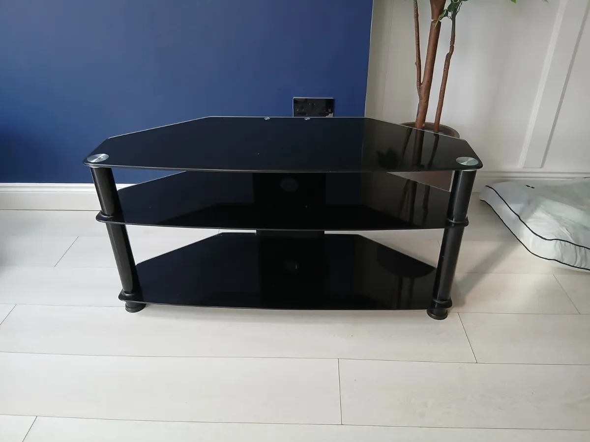 Tv unit