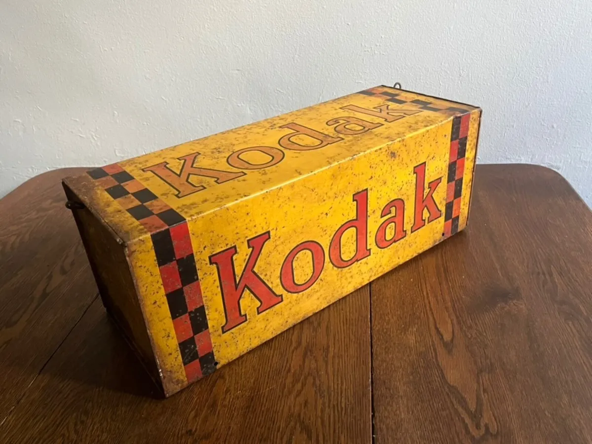 Original Kodak Advertising Shop Display Box - Image 1