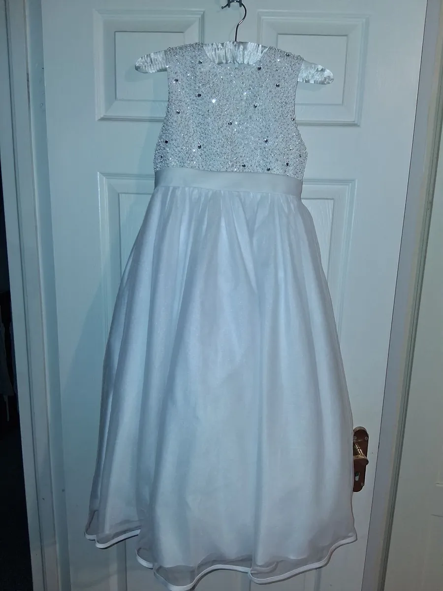 Communion dress - Image 4