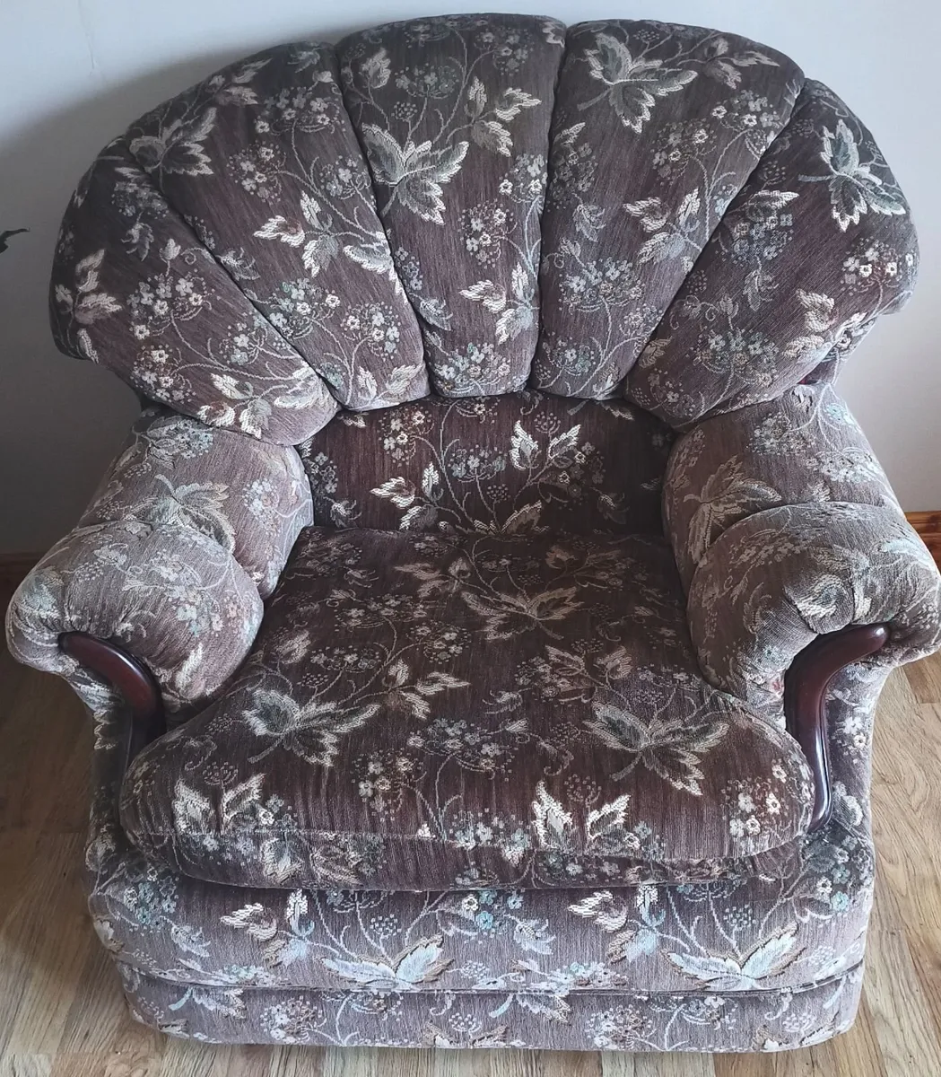 3+1+1 Sofa Suite - Image 3