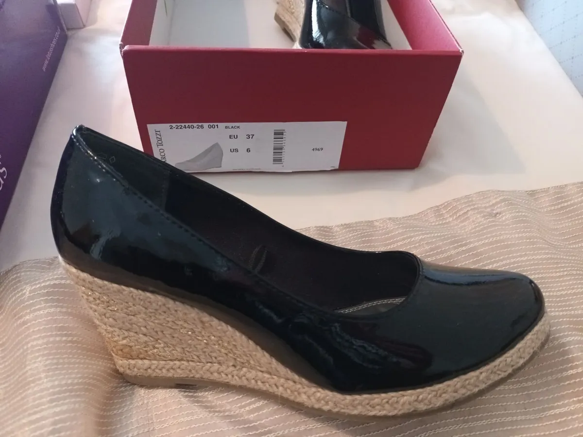 4 Pairs Ladies Size 37 Shoes - Image 4