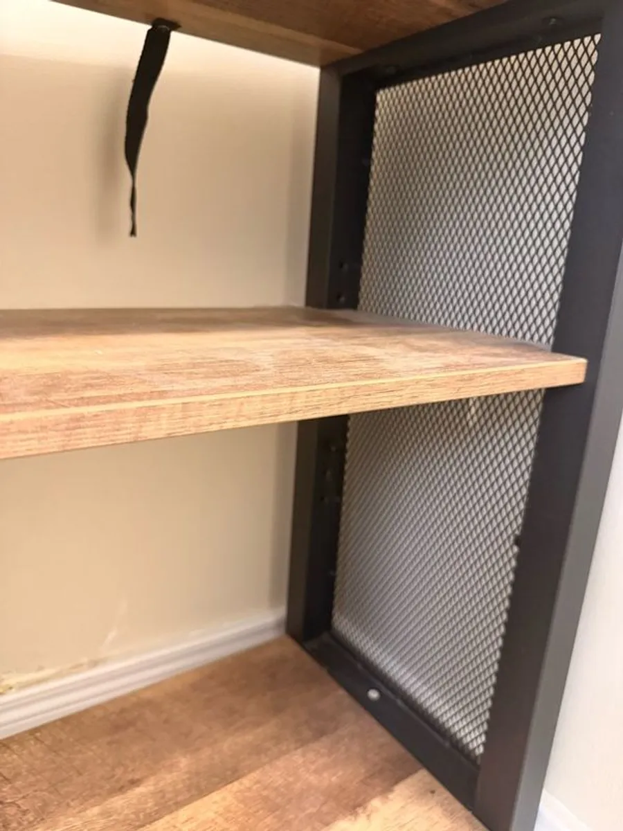 Sideboard / Credenza - Image 4