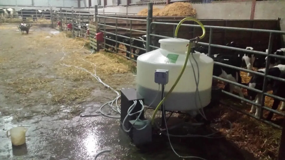 Power Automatic Calf Feeder PLS - Image 1