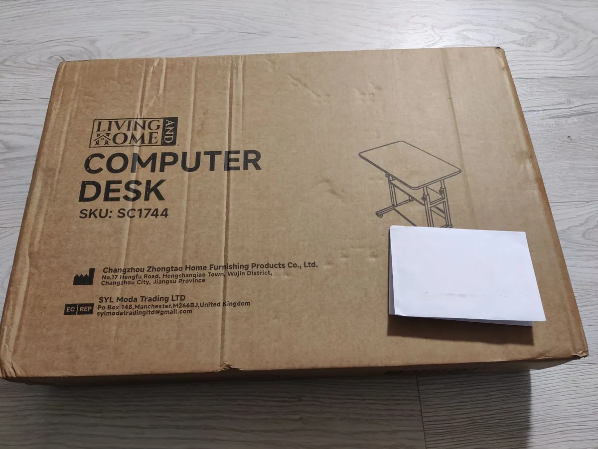 Small computer desk - Image 3