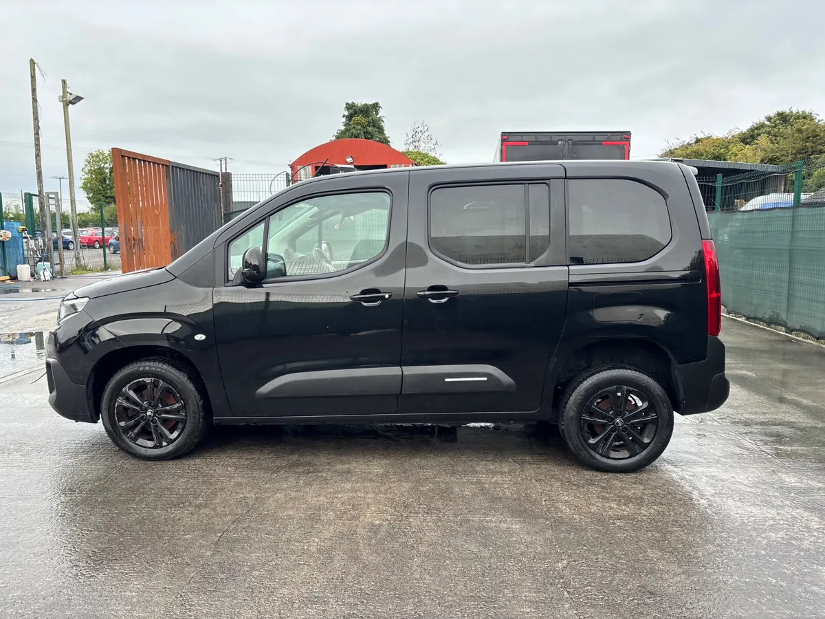 242 Citroen Berlingo Wheelchair accessible 1.5 Die - Image 4