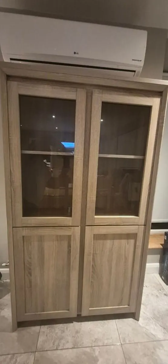 Oak glass cabinet - Image 1