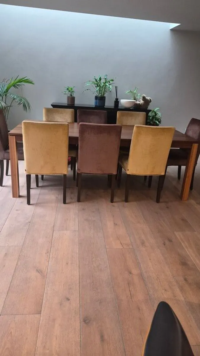 Dining Table & chairs - Image 2
