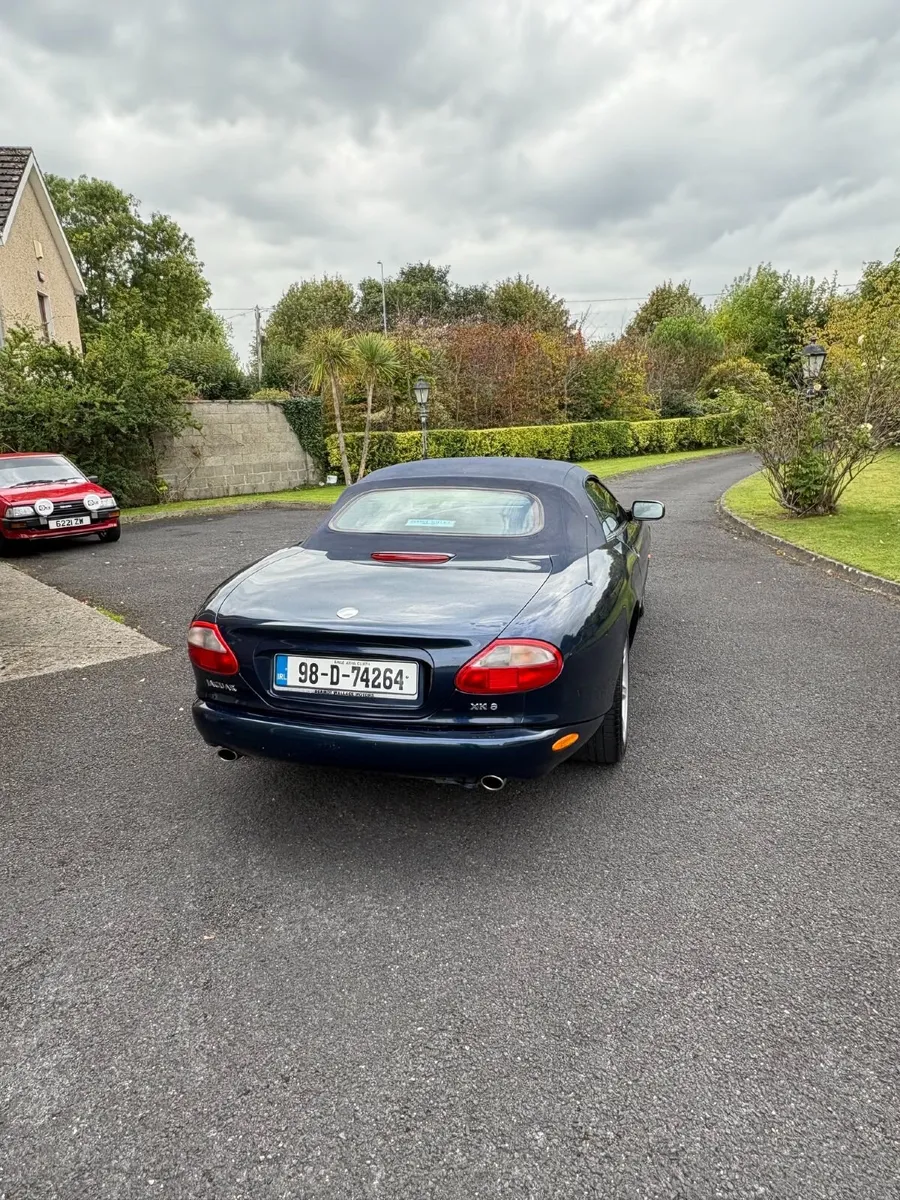 98 Jaguar XK8 Convertible Auti - Image 3