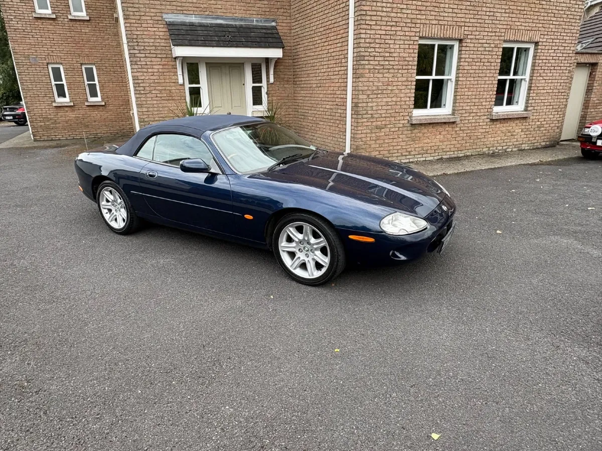 98 Jaguar XK8 Convertible Auti - Image 1