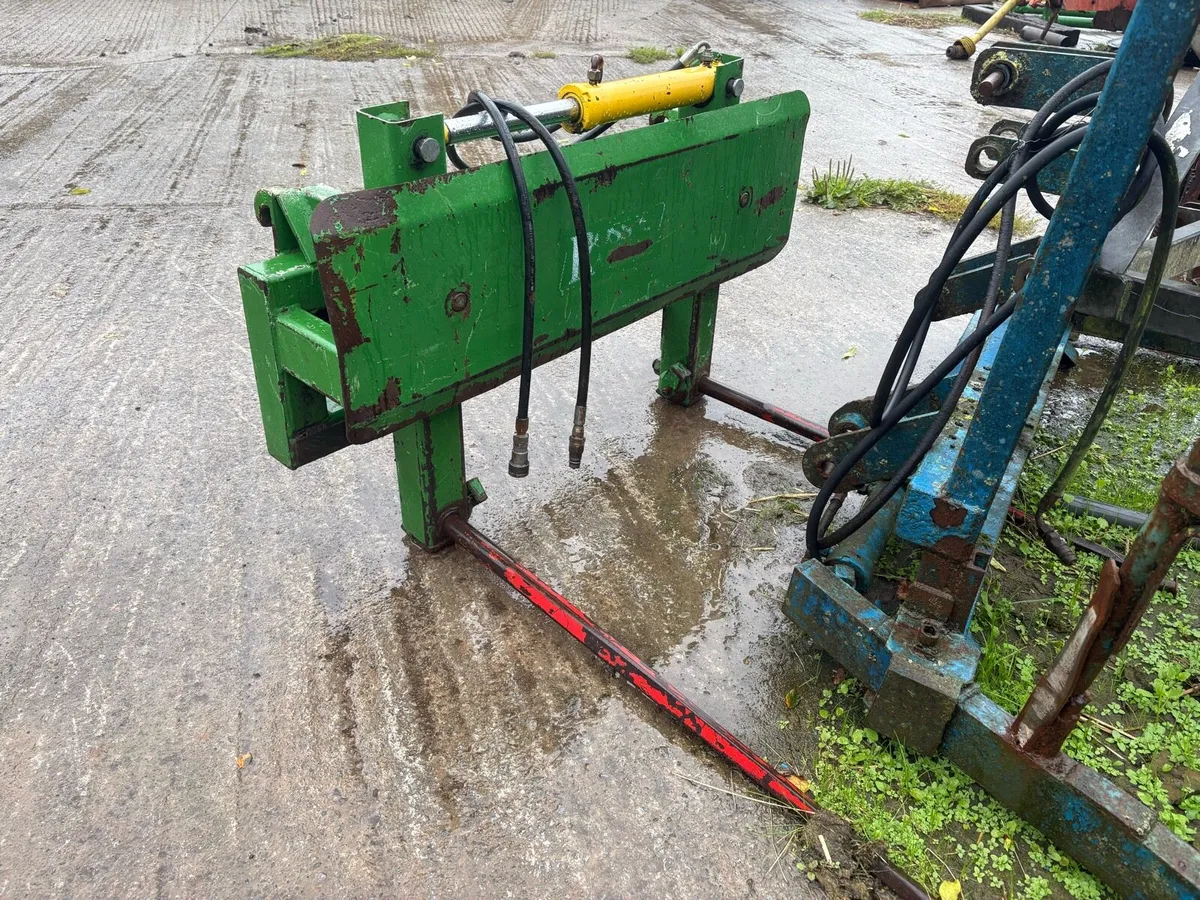 Tanco 4ft grab and Rossmore bale handler - Image 4