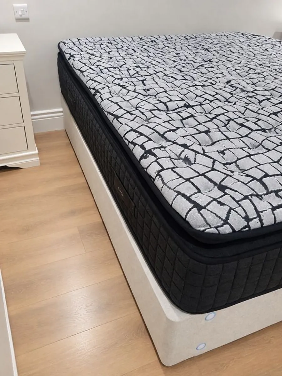 Superking Mattress and Base - Image 3