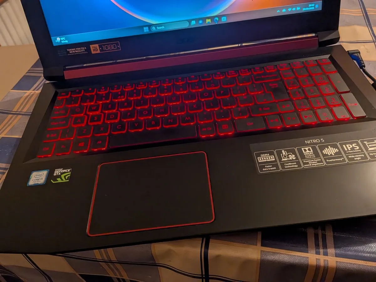 Acer Nitro 5 gaming laptop for sale - Image 2