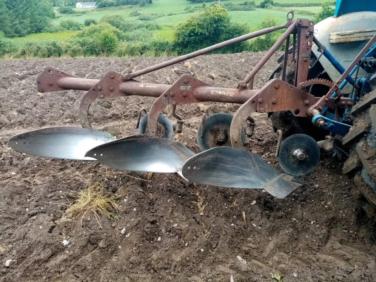 Kverneland  Plough - Image 1