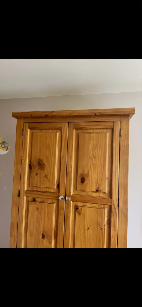 Wardrobe - Image 3