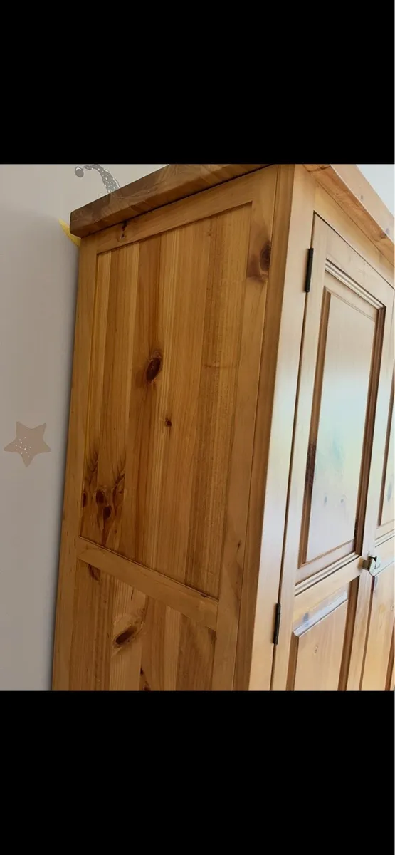 Wardrobe - Image 4