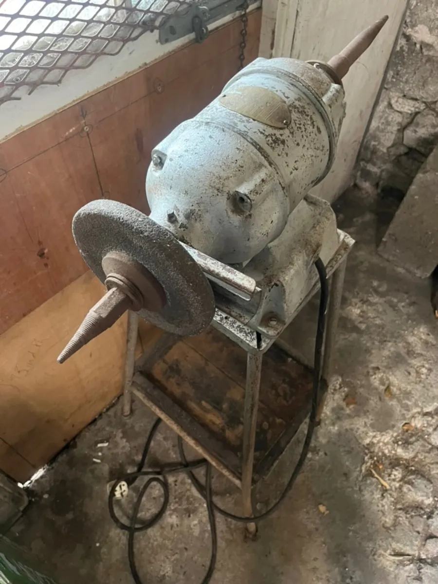 Vintage  Industrial Grinder / Polisher - Image 2