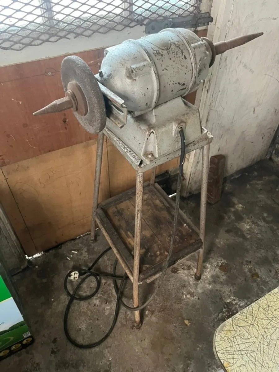 Vintage  Industrial Grinder / Polisher - Image 3