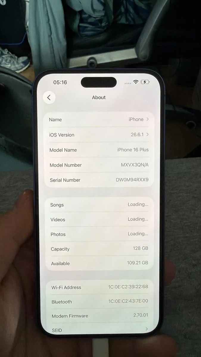 iPhone 16 Plus - Image 3