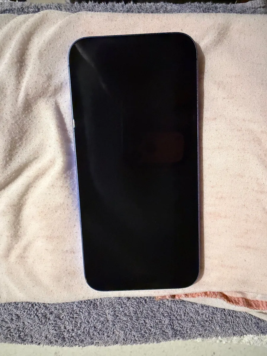 iPhone 16 Plus - Image 1