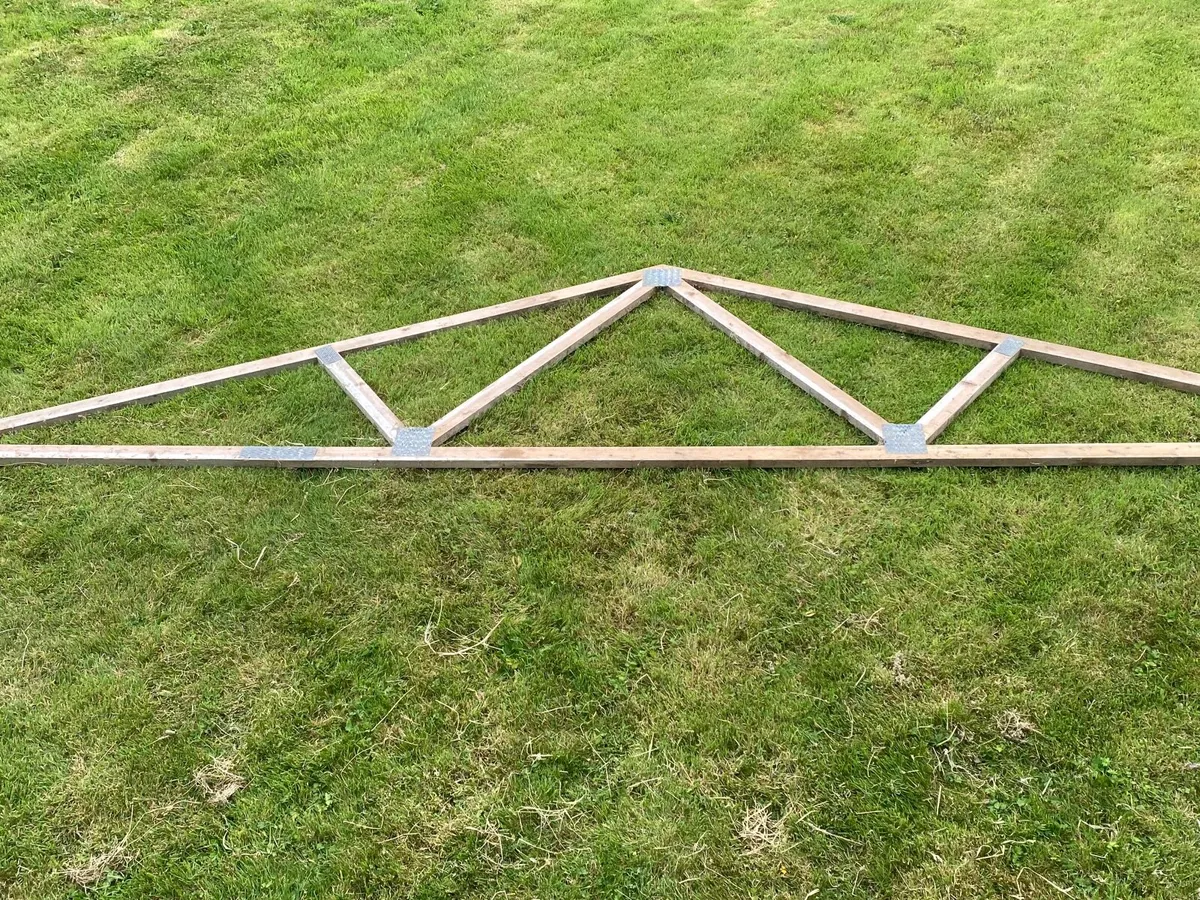 Roof Trusses 14 - Image 2