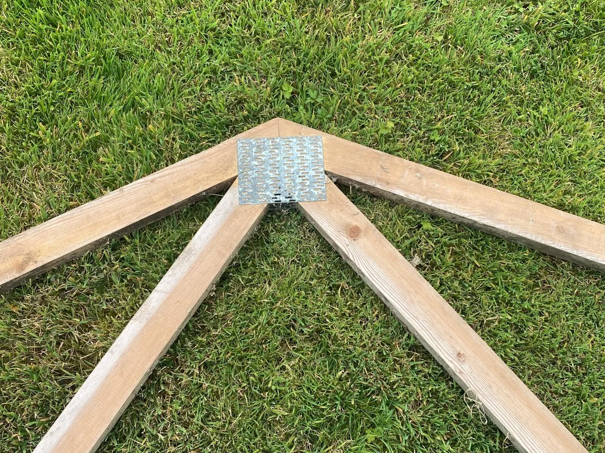 Roof Trusses 14 - Image 3