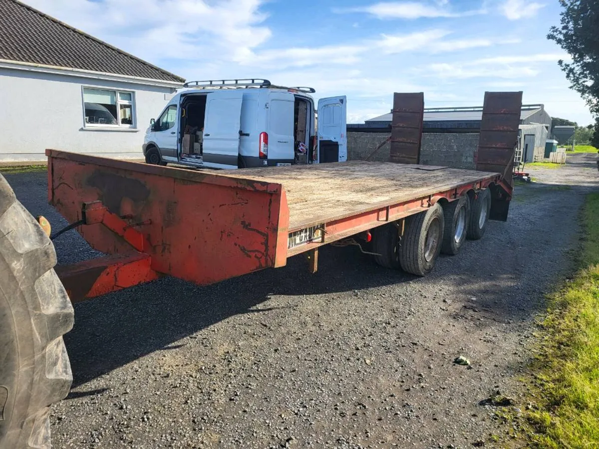 Tri axle lowloader - Image 3