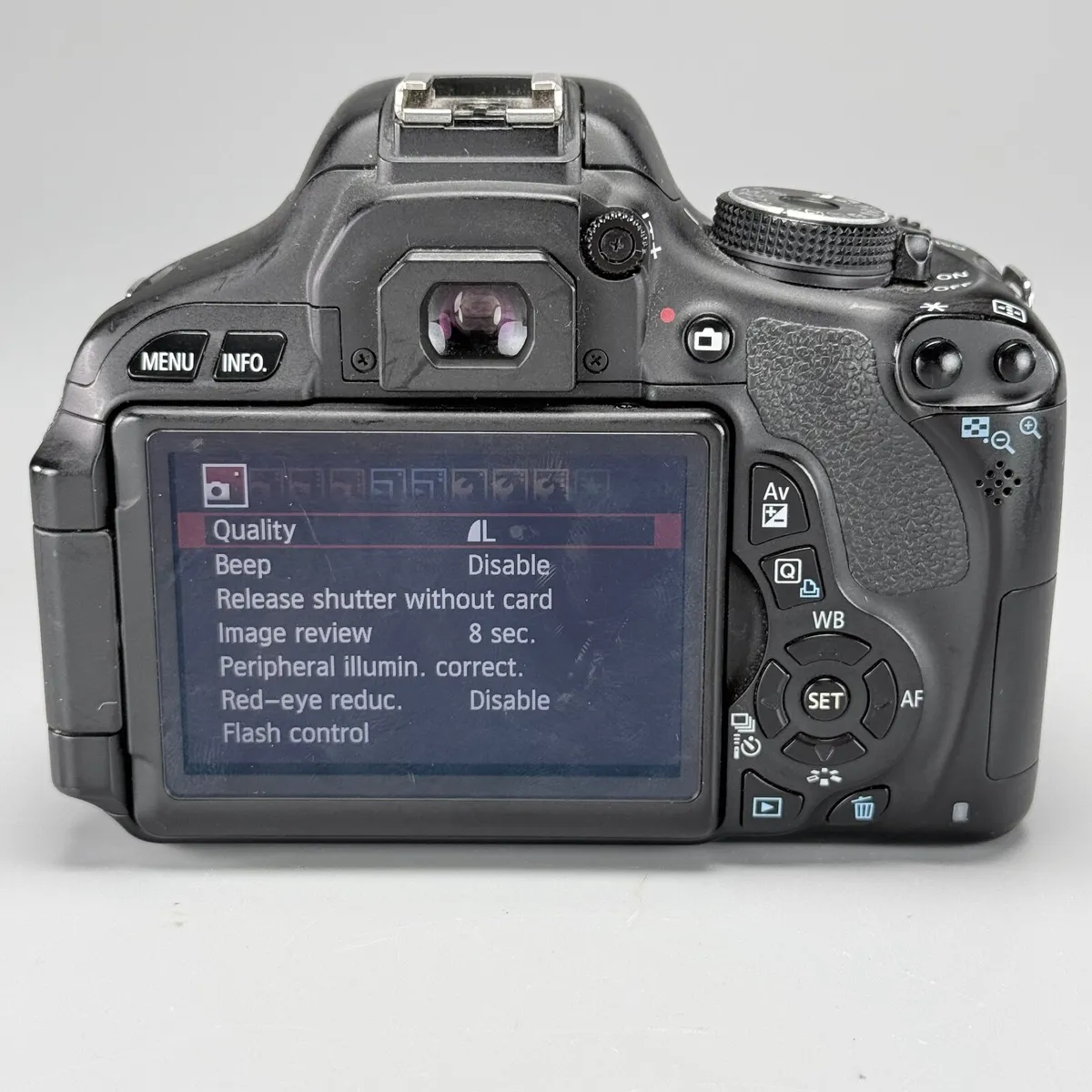 Canon 600D with 4 lenses ( shutter count 17K) - Image 2
