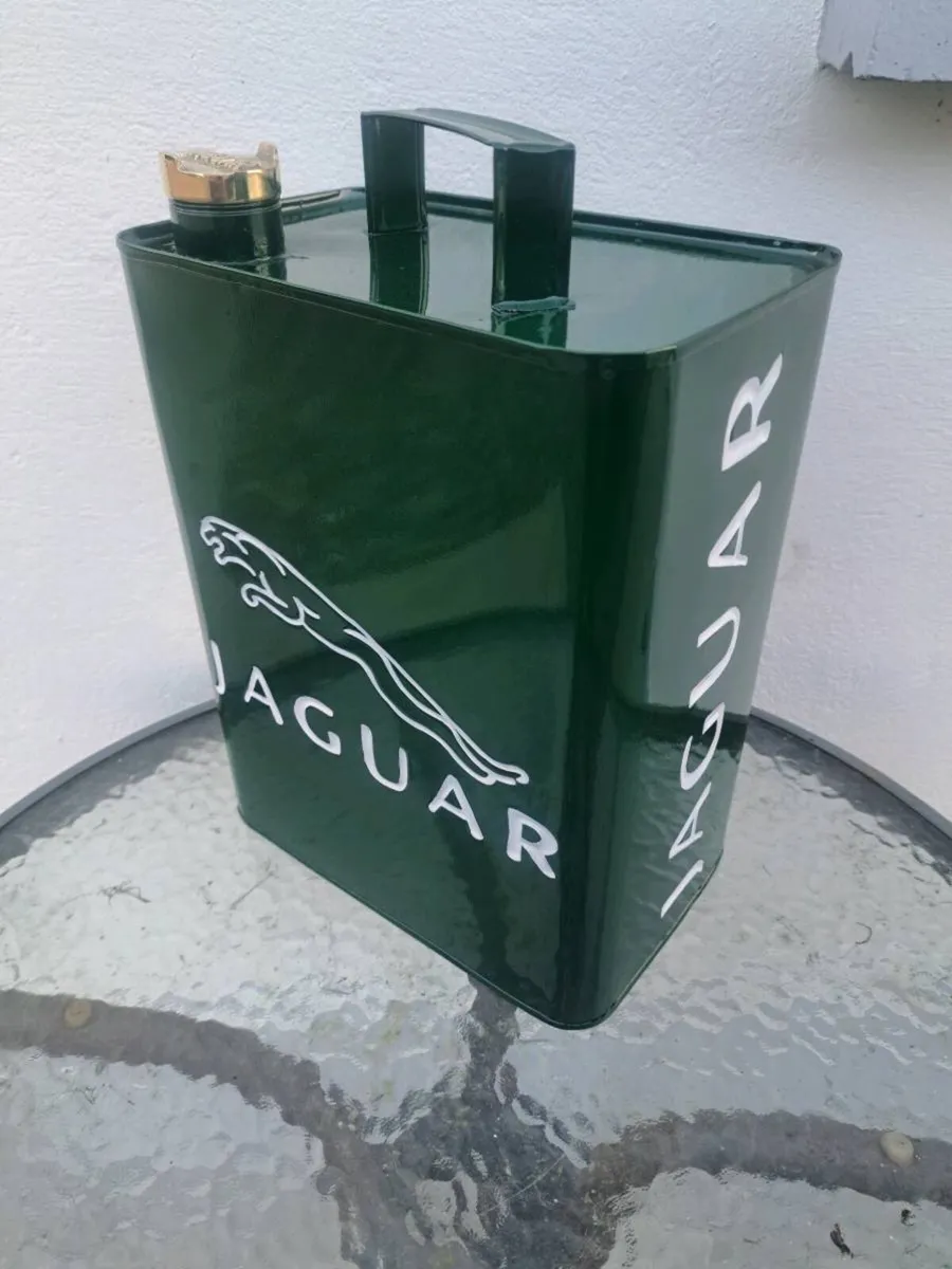 Jaguar oil can - Image 1