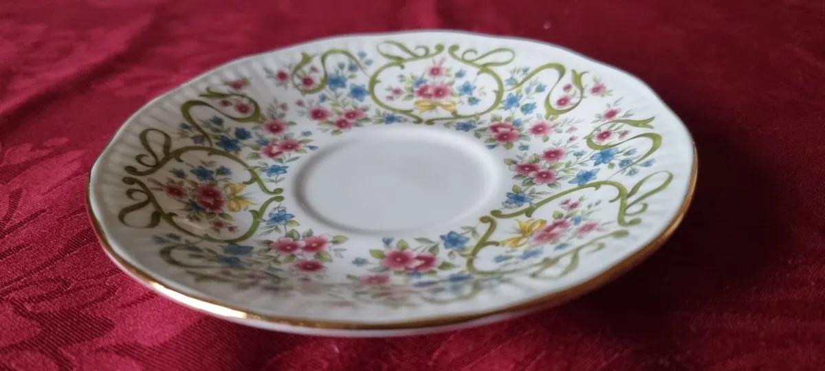 Elizabethan England Happy Anniversary Cup & Saucer - Image 4