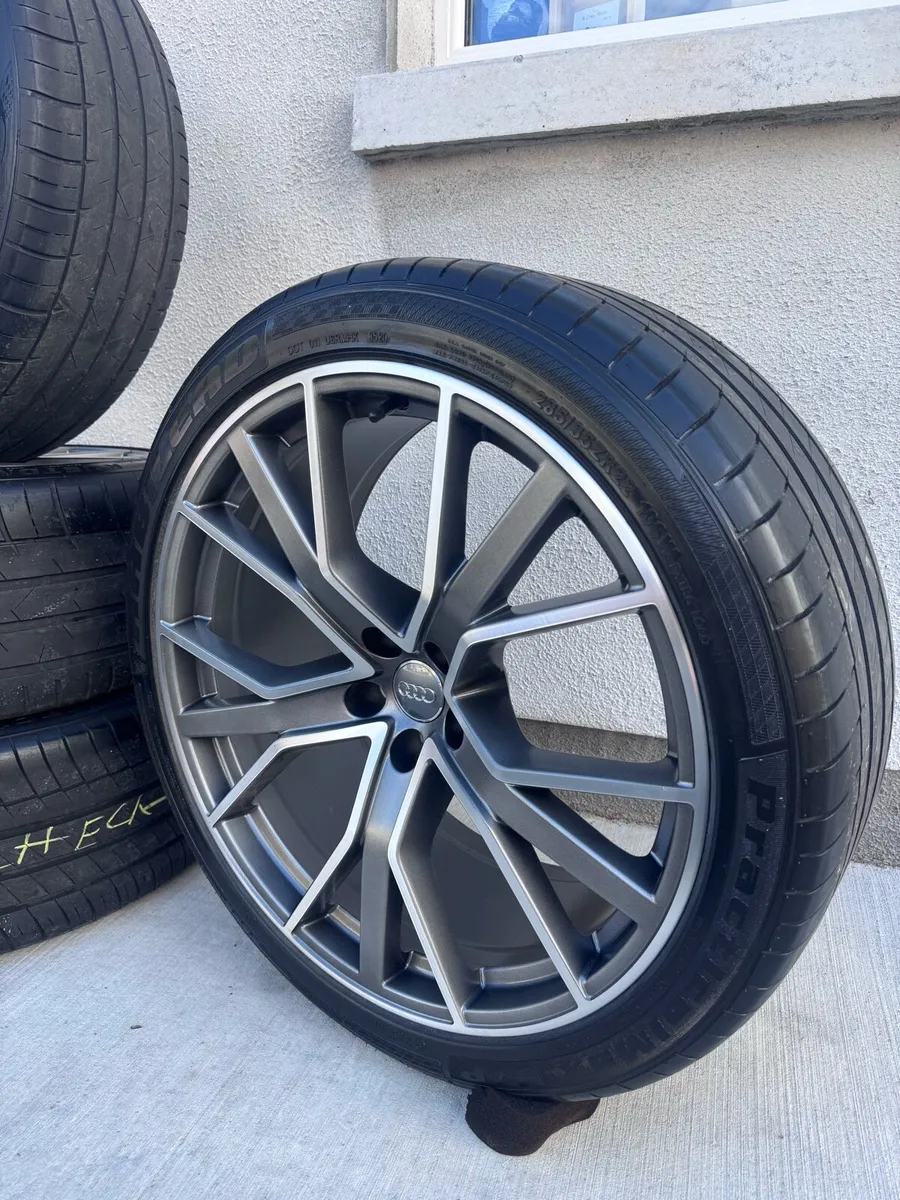 Genuine 22” Q7 Alloys - Image 2