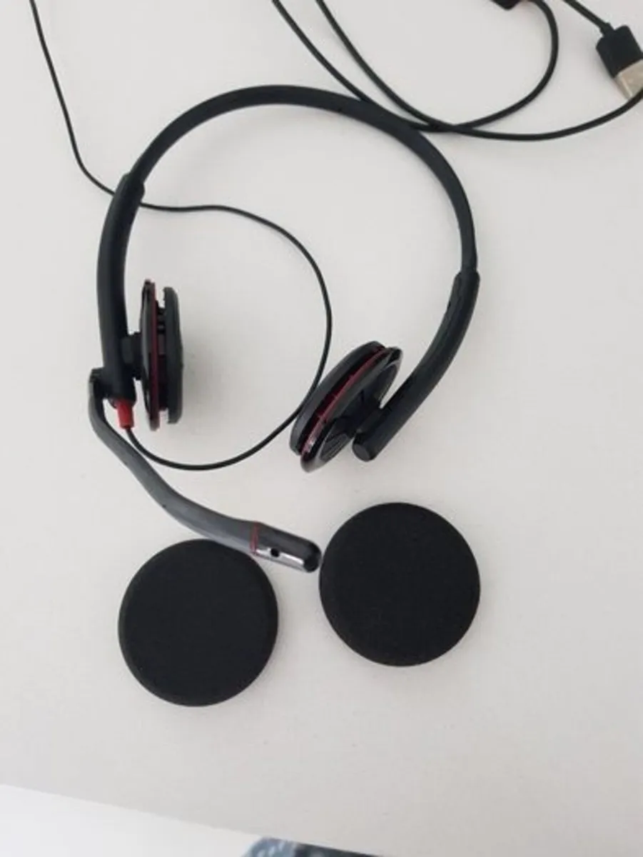 Plantronics C320 Blackwire Headsets - Image 1