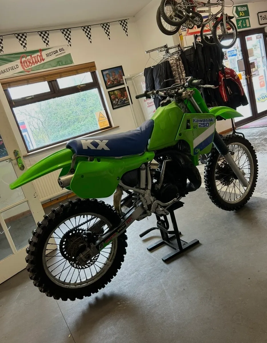 Kawasaki kx250 1987 - Image 3