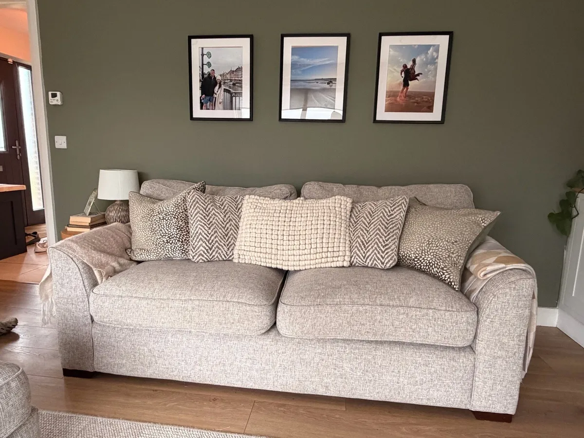 Couch Set - Image 2
