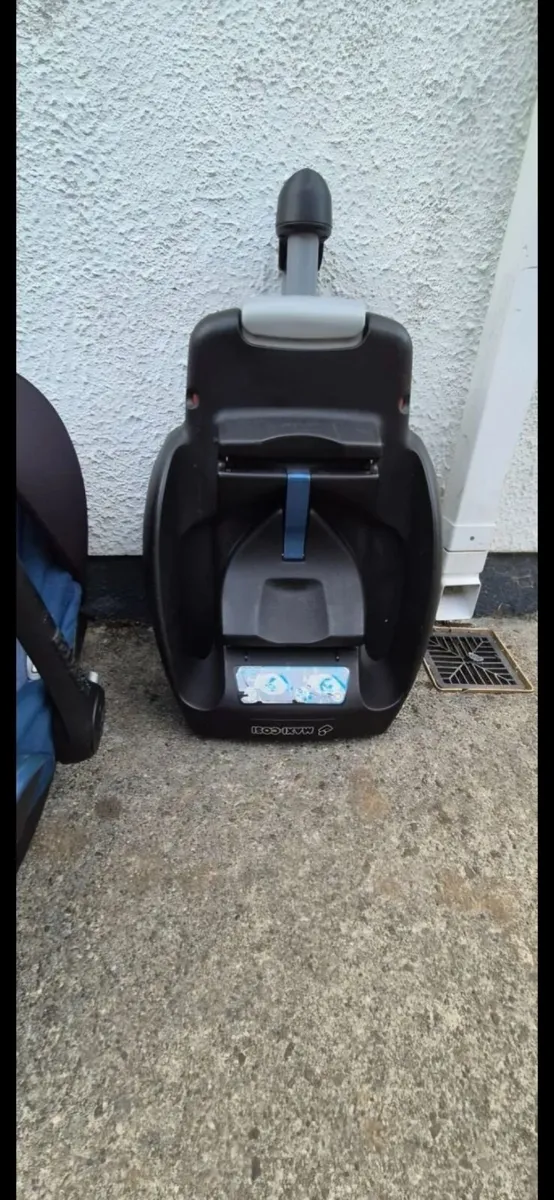 Maxi-Cosi Car Seat - Image 3
