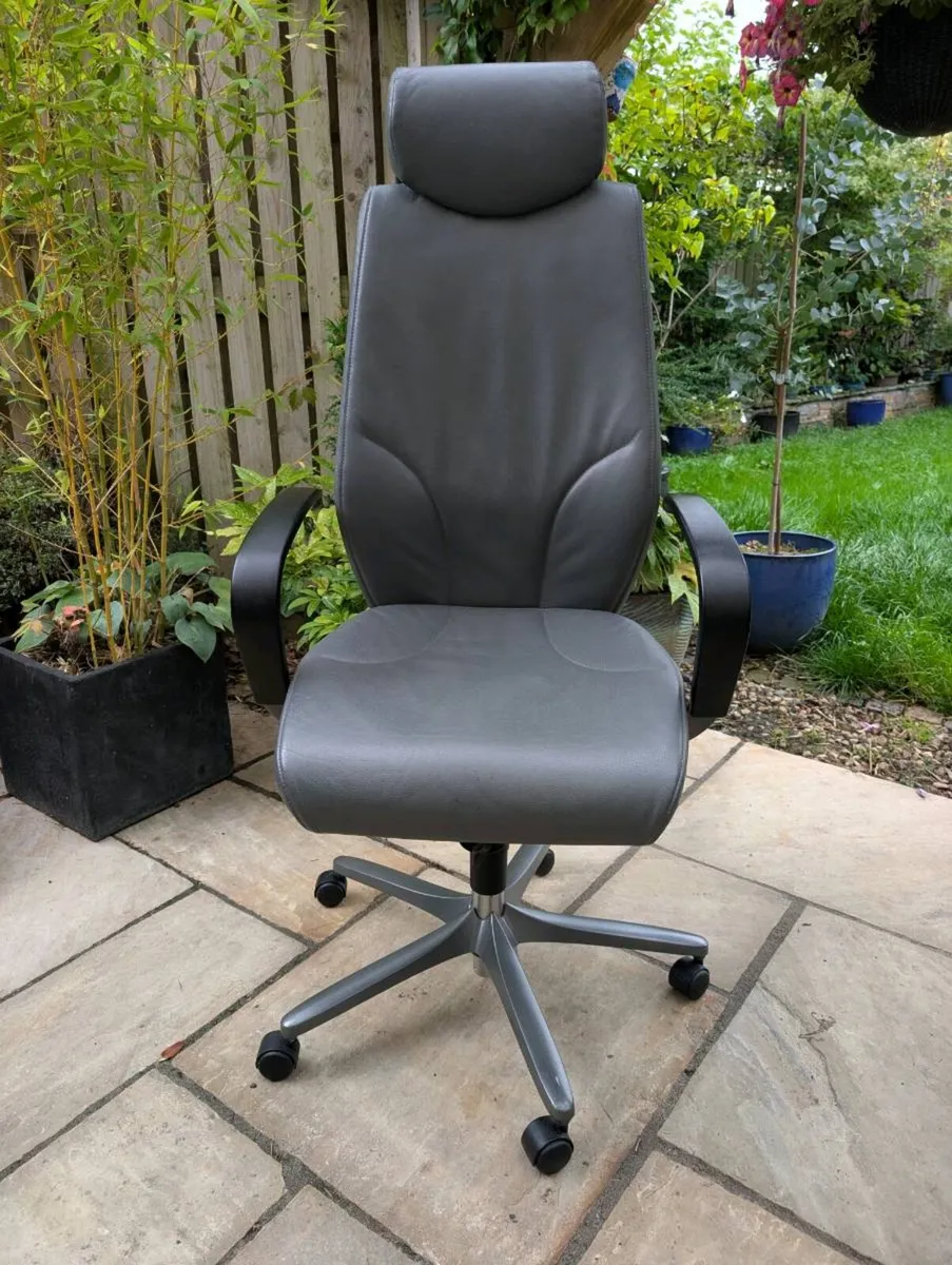 Ergonomic office chair - Image 2
