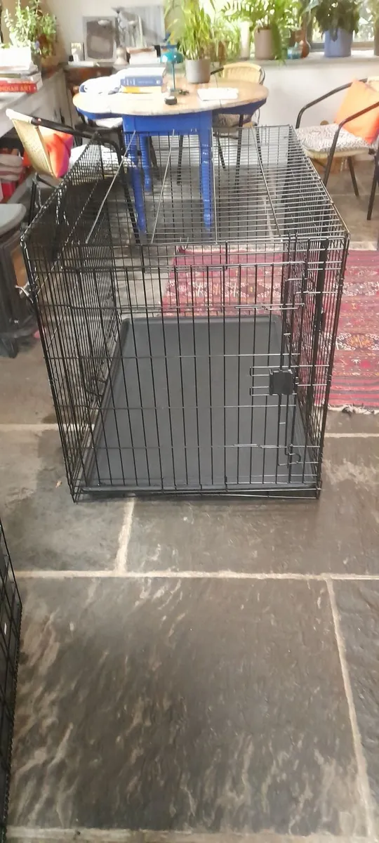 Metal Dog crates - Image 3