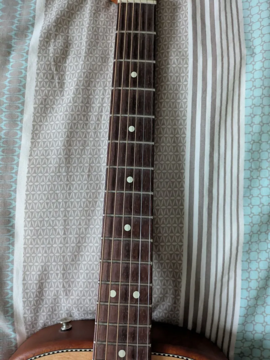 FENDER HIGHWAY  ELECTRO ACOUSTIC - Image 2