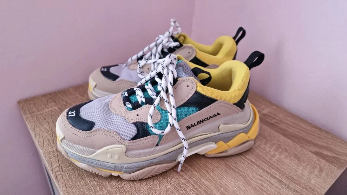 Balenciaga triple S Trainers - Image 1